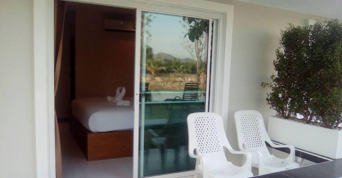 The Lake Hill Resort Pran Buri Exterior photo