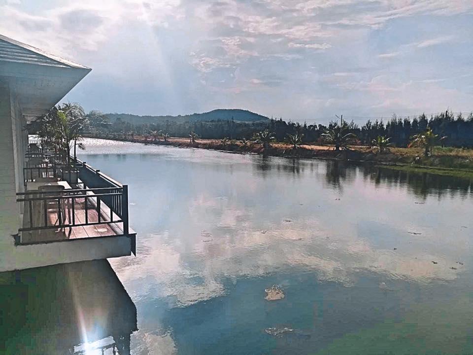 The Lake Hill Resort Pran Buri Exterior photo